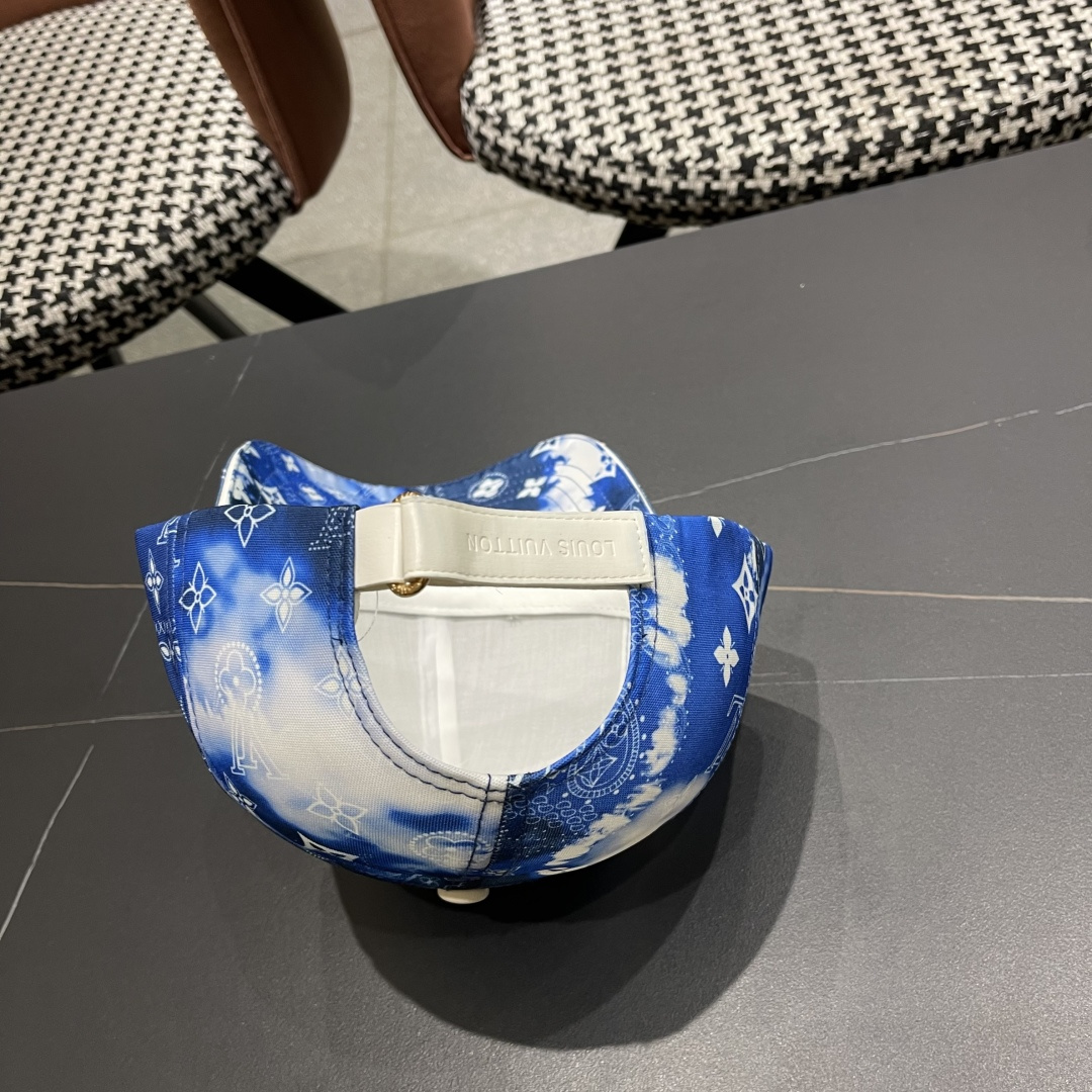  路易威登棒球帽LouisVuitton👒😍2025新款LV棒球帽，重工打造♥完美刺绣，高端大气，百搭款