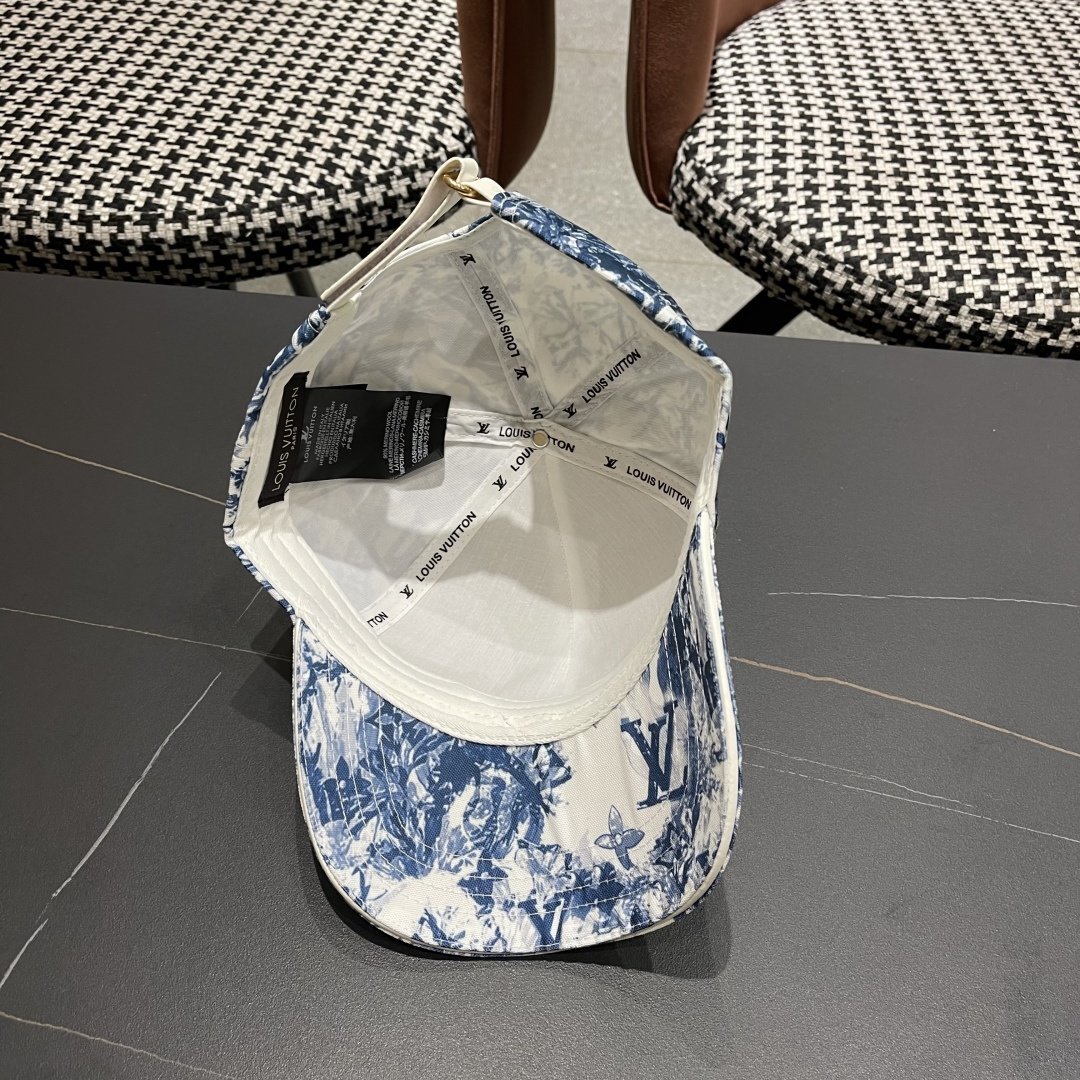  路易威登棒球帽LouisVuitton👒😍2025新款LV棒球帽，重工打造♥完美刺绣，高端大气，百搭款