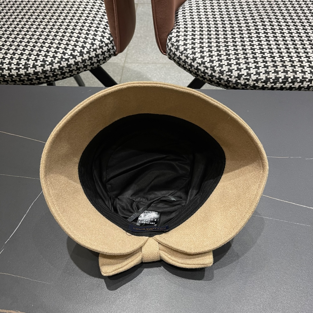  Lv路易威登渔夫帽女秋冬季2025新款毛绒冷帽子大头围显脸小加厚保暖鱼夫盆帽