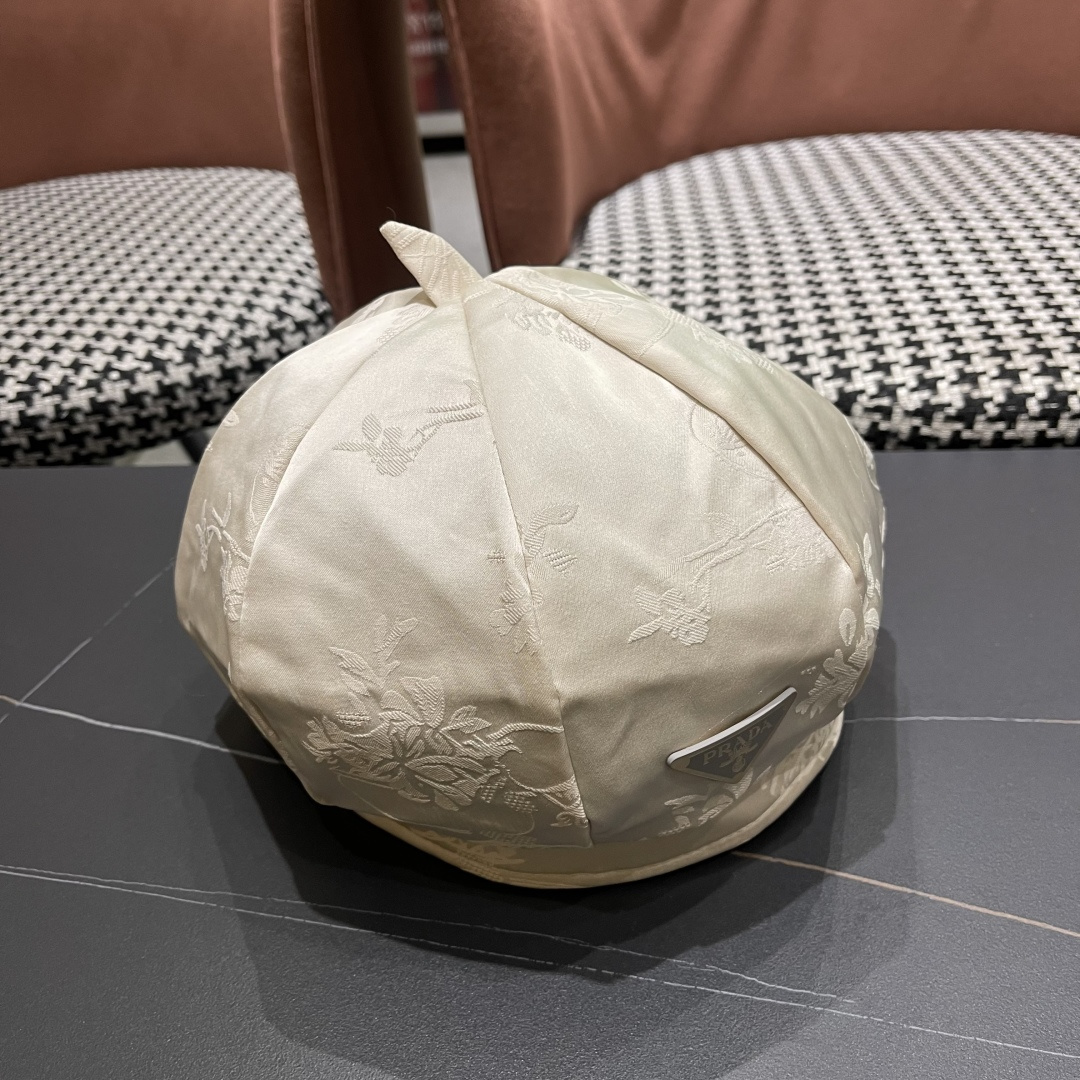 普拉达 日系复古小众设计绸缎贝雷帽男女潮
牌前进帽子夏季轻薄透气画家帽