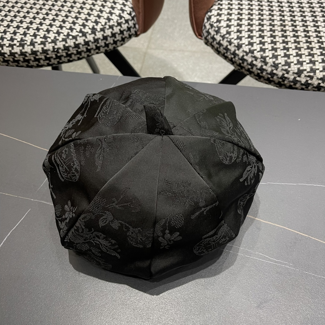 普拉达 日系复古小众设计绸缎贝雷帽男女潮
牌前进帽子夏季轻薄透气画家帽