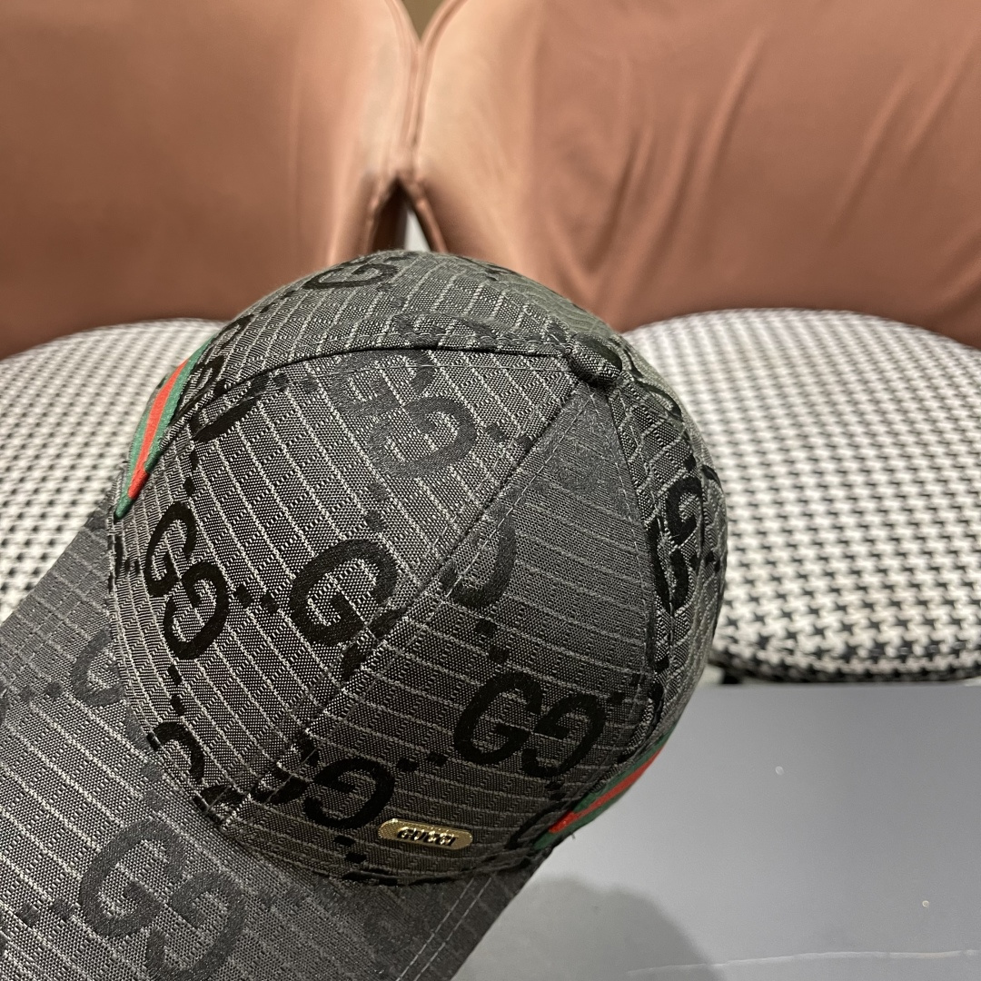  Gucci(古奇)经典原单棒球帽😍原版帆布轻盈透气！实物拍摄，四季百搭男女适用，基础头围56，贴片可调