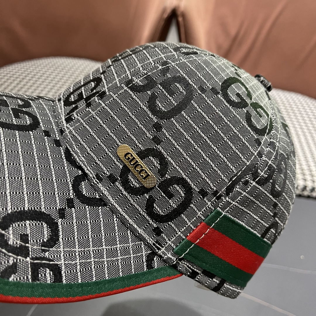  Gucci(古奇)经典原单棒球帽😍原版帆布轻盈透气！实物拍摄，四季百搭男女适用，基础头围56，贴片可调