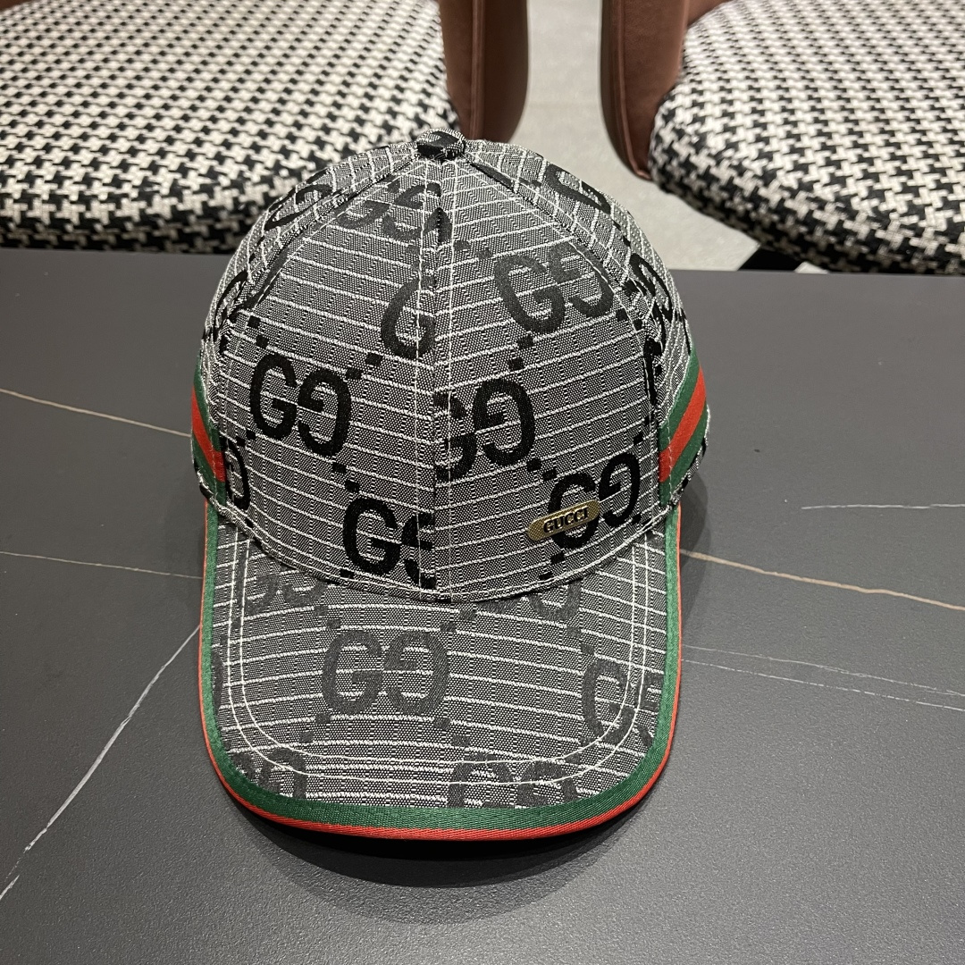  Gucci(古奇)经典原单棒球帽😍原版帆布轻盈透气！实物拍摄，四季百搭男女适用，基础头围56，贴片可调