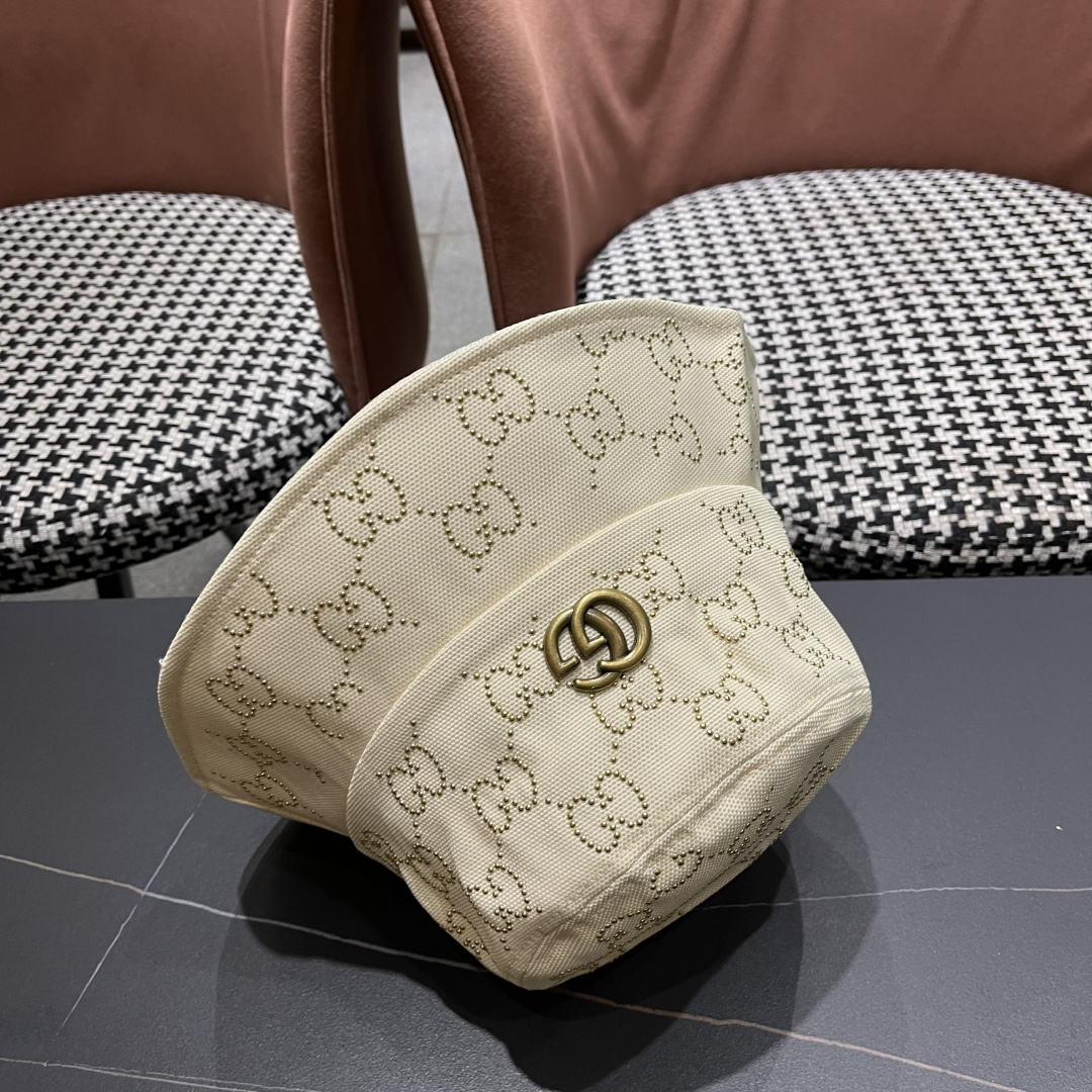 
GUCCI古奇渔夫帽👒2025官网新品Gucci🧢原单品质火爆来袭 工艺非常精美 高档大气上档次！低调
