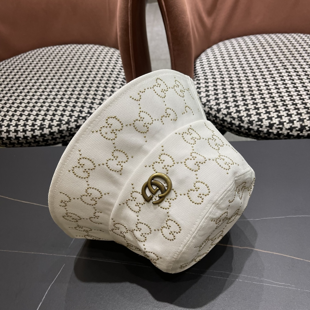 
GUCCI古奇渔夫帽👒2025官网新品Gucci🧢原单品质火爆来袭 工艺非常精美 高档大气上档次！低调