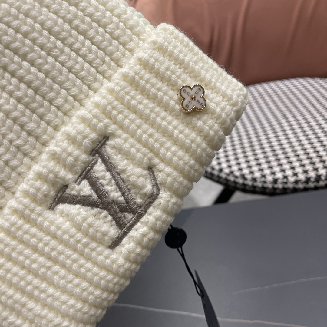  LV/路易威登男士帽子纯羊毛经典罗纹针织
刺绣LV 首字母新款M77277