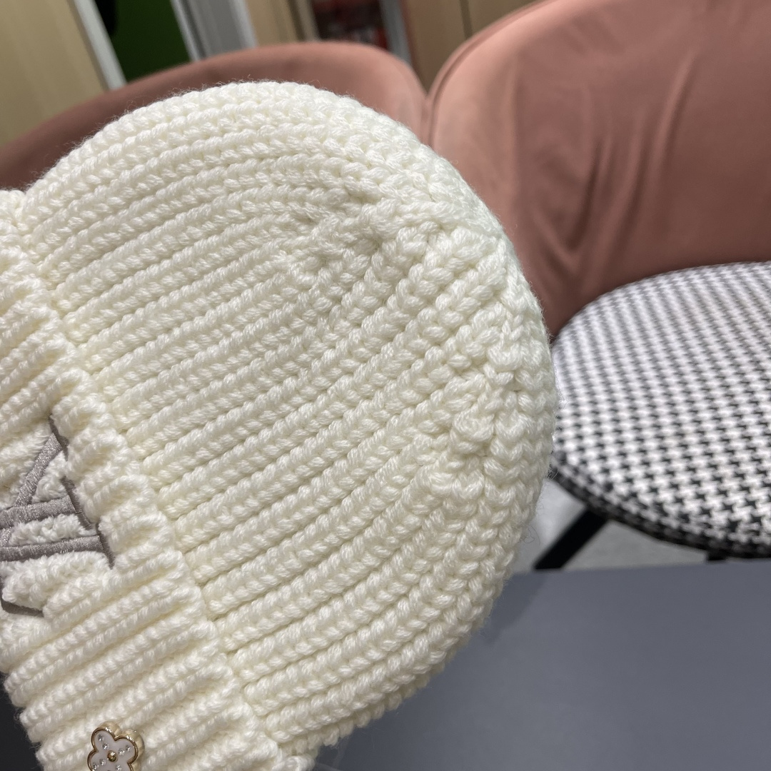  LV/路易威登男士帽子纯羊毛经典罗纹针织
刺绣LV 首字母新款M77277