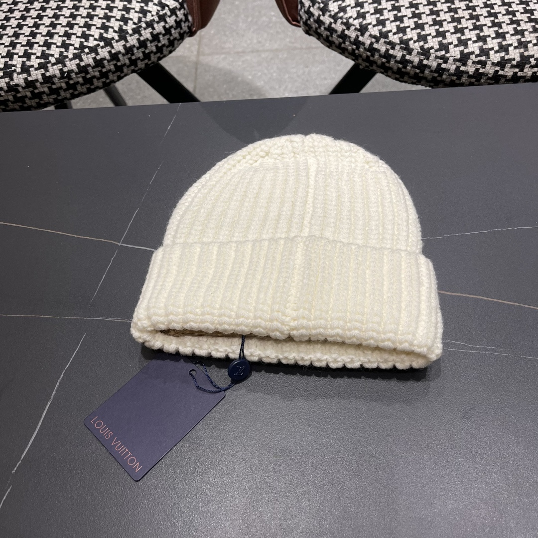  LV/路易威登男士帽子纯羊毛经典罗纹针织
刺绣LV 首字母新款M77277