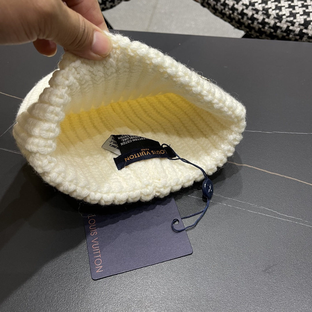  LV/路易威登男士帽子纯羊毛经典罗纹针织
刺绣LV 首字母新款M77277