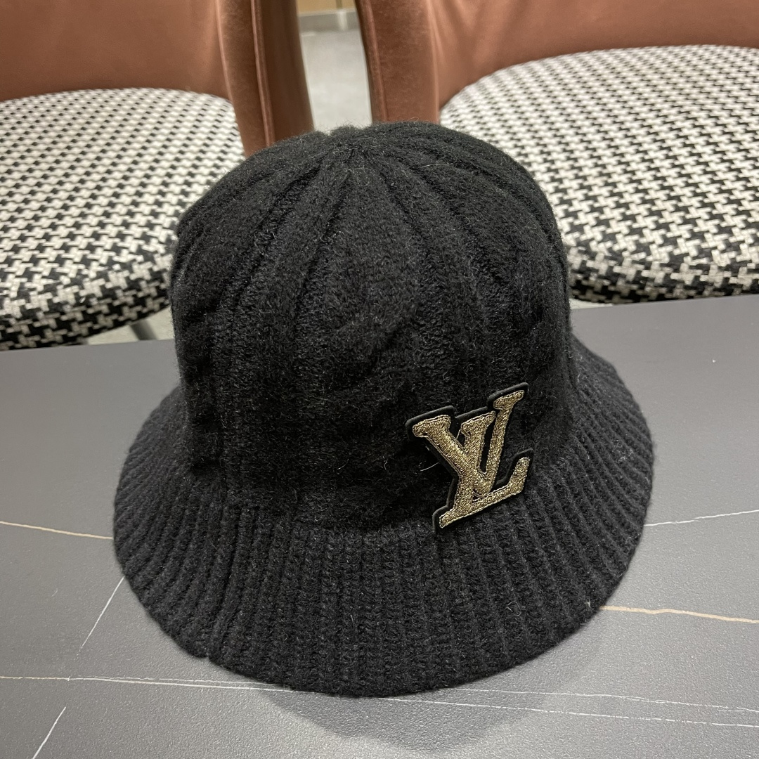  Lv路易威登 显脸小韩版潮复古手工毛线盆帽子女秋冬季保暖
百搭显白针织渔夫帽