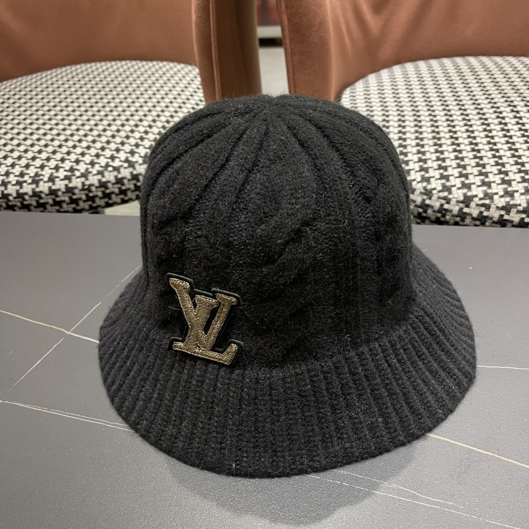 Lv路易威登 显脸小韩版潮复古手工毛线盆帽子女秋冬季保暖
百搭显白针织渔夫帽