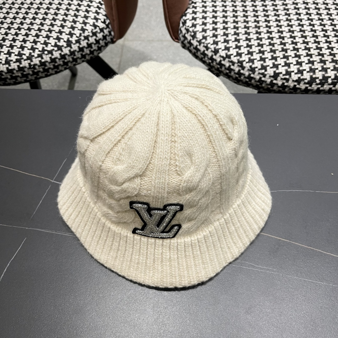 Lv路易威登 显脸小韩版潮复古手工毛线盆帽子女秋冬季保暖
百搭显白针织渔夫帽