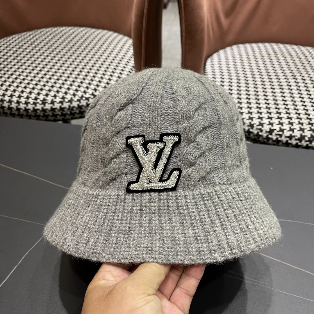  Lv路易威登 显脸小韩版潮复古手工毛线盆帽子女秋冬季保暖
百搭显白针织渔夫帽