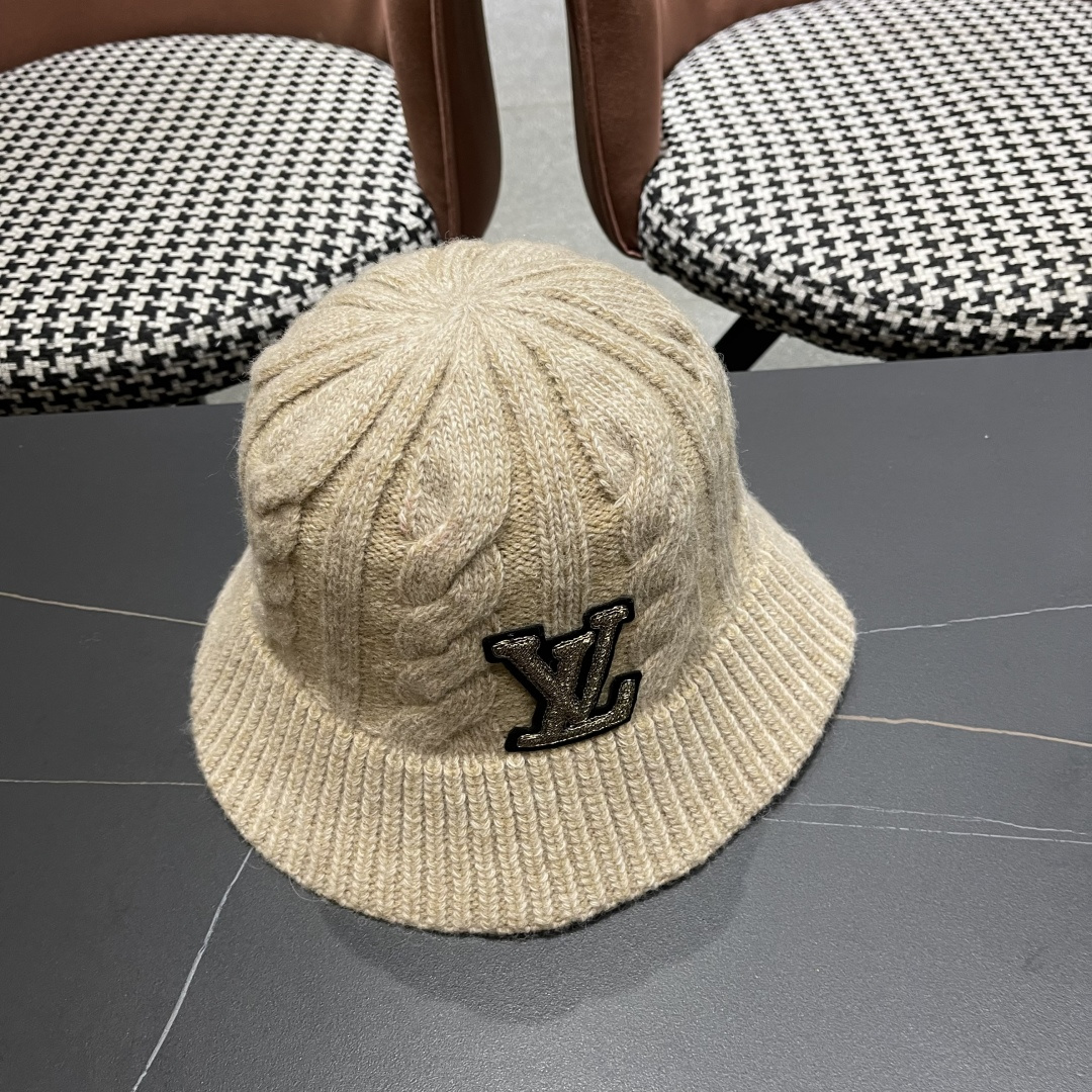  Lv路易威登 显脸小韩版潮复古手工毛线盆帽子女秋冬季保暖
百搭显白针织渔夫帽