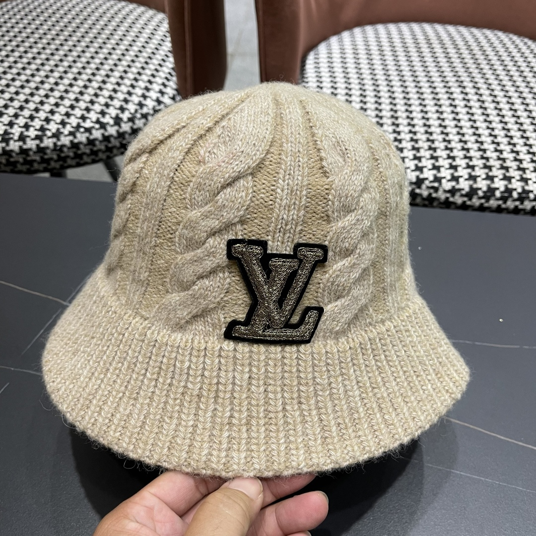  Lv路易威登 显脸小韩版潮复古手工毛线盆帽子女秋冬季保暖
百搭显白针织渔夫帽