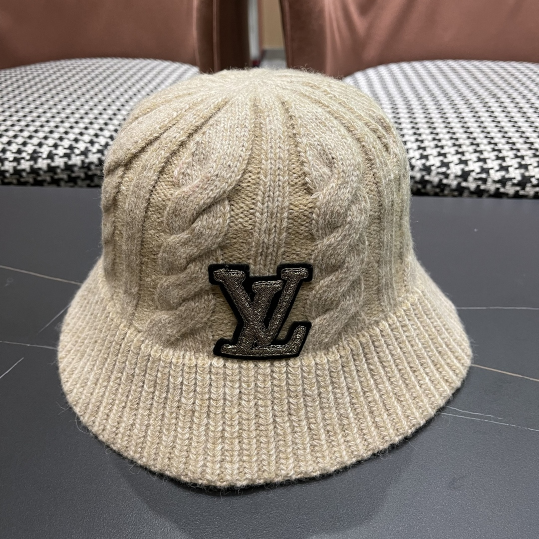  Lv路易威登 显脸小韩版潮复古手工毛线盆帽子女秋冬季保暖
百搭显白针织渔夫帽