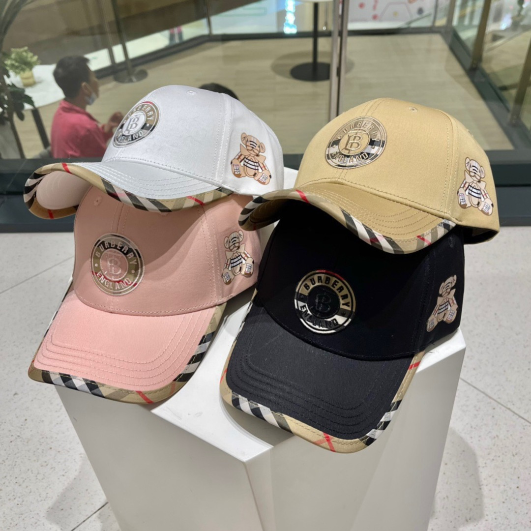  Burberry（巴宝莉）原单棒球帽  专柜热卖款纯棉内里，轻盈透气。完美版型，对格精准无误，原厂品质