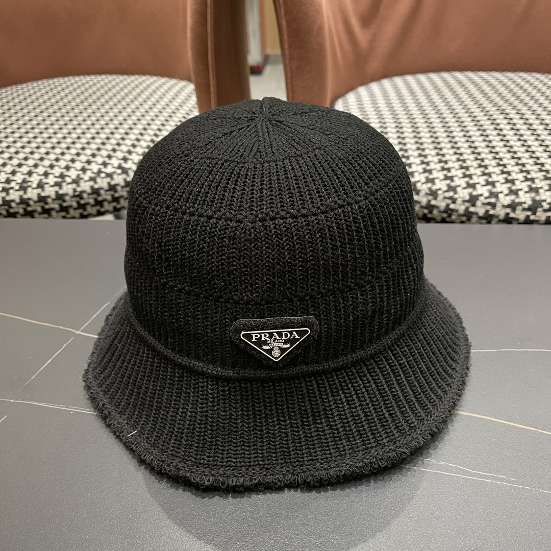 NO:364912,Prada Prada is a 2025 fisherman hat for women in autumn and winter, big head circumference face, small handmade wool hat knitted ear protection hat, fisherman hat baseball hat knitted hat, hat, prada, prada, espadrilles, hats普拉达Prada是2025渔夫帽子女秋冬季大头围显脸小手工毛线帽针织护耳帽帽子渔夫帽棒球帽针织帽,帽子,prada,prada,espadrilles,hats,hat