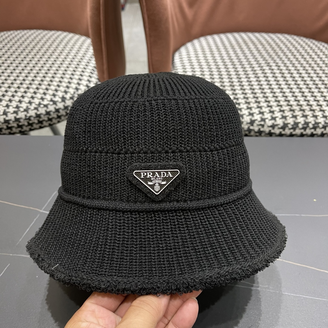  普拉达Prada是2025渔夫帽子女秋冬季大头围显脸小手工毛线帽针织护耳帽