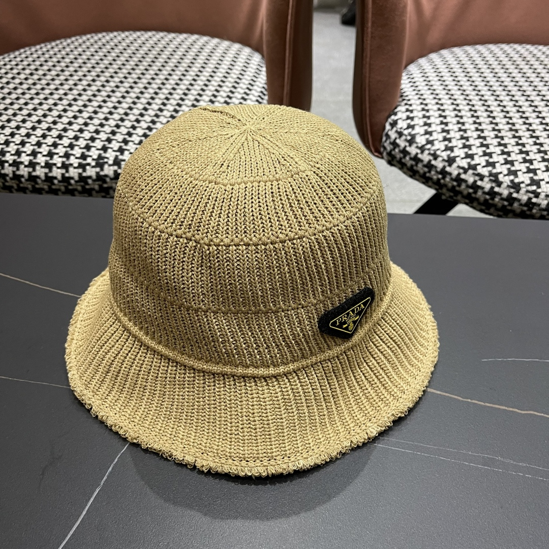  普拉达Prada是2025渔夫帽子女秋冬季大头围显脸小手工毛线帽针织护耳帽