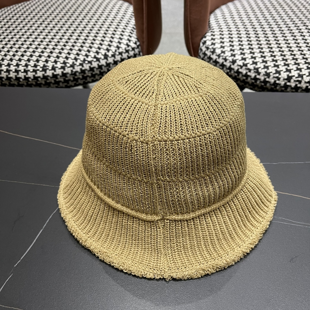  普拉达Prada是2025渔夫帽子女秋冬季大头围显脸小手工毛线帽针织护耳帽