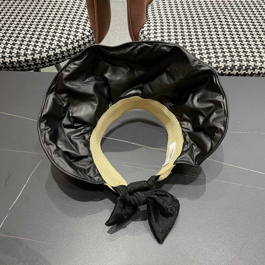  赛琳 时尚贝壳帽休闲防紫外线新款帽子女
夏季浮雕花纹可折叠防晒遮阳帽