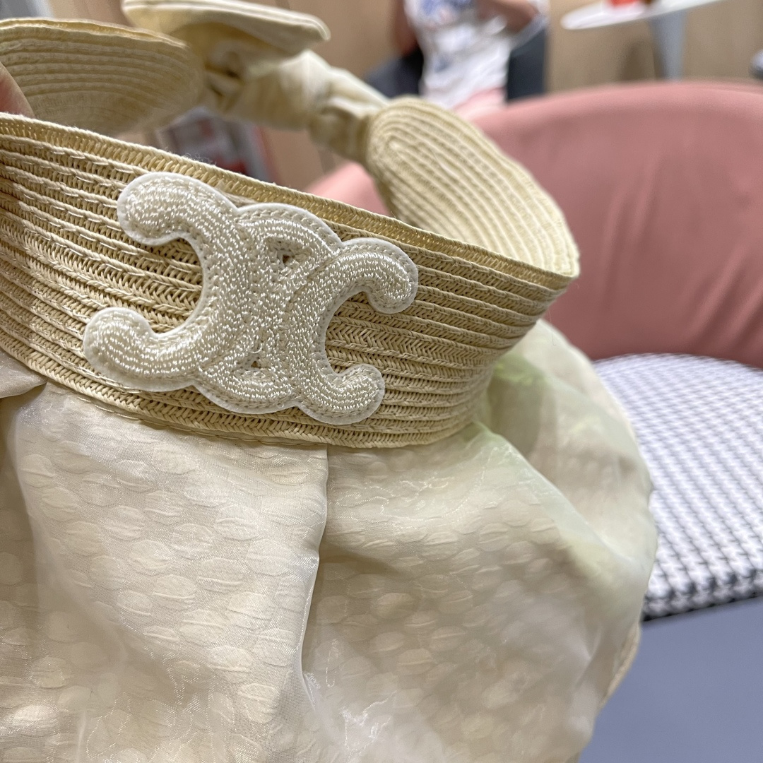  赛琳 时尚贝壳帽休闲防紫外线新款帽子女
夏季浮雕花纹可折叠防晒遮阳帽