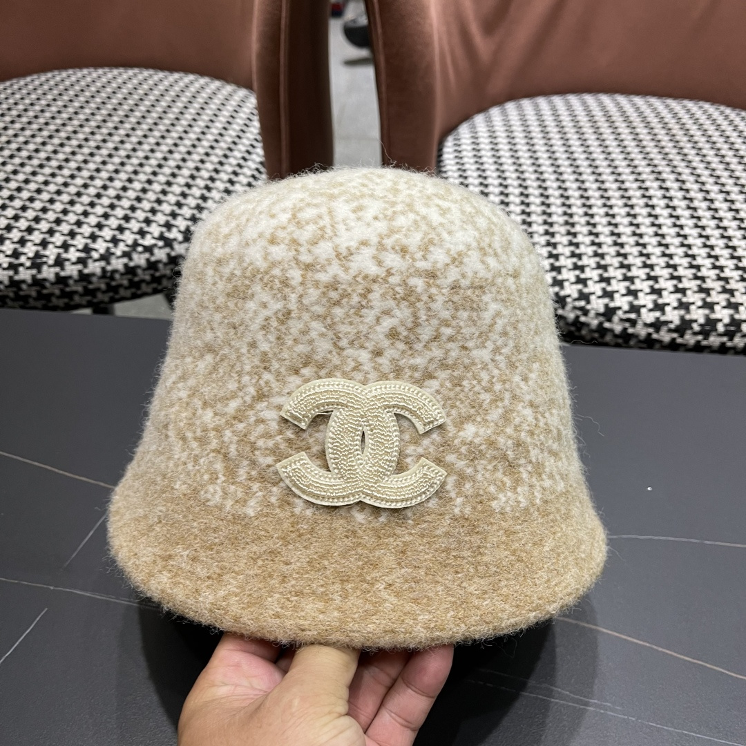  香奈儿 2025秋冬防寒保暖护耳渔夫帽子女素颜显脸小水桶帽毛绒帽