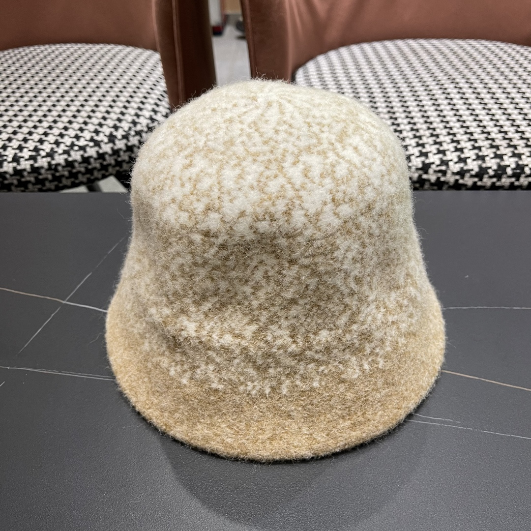  香奈儿 2025秋冬防寒保暖护耳渔夫帽子女素颜显脸小水桶帽毛绒帽