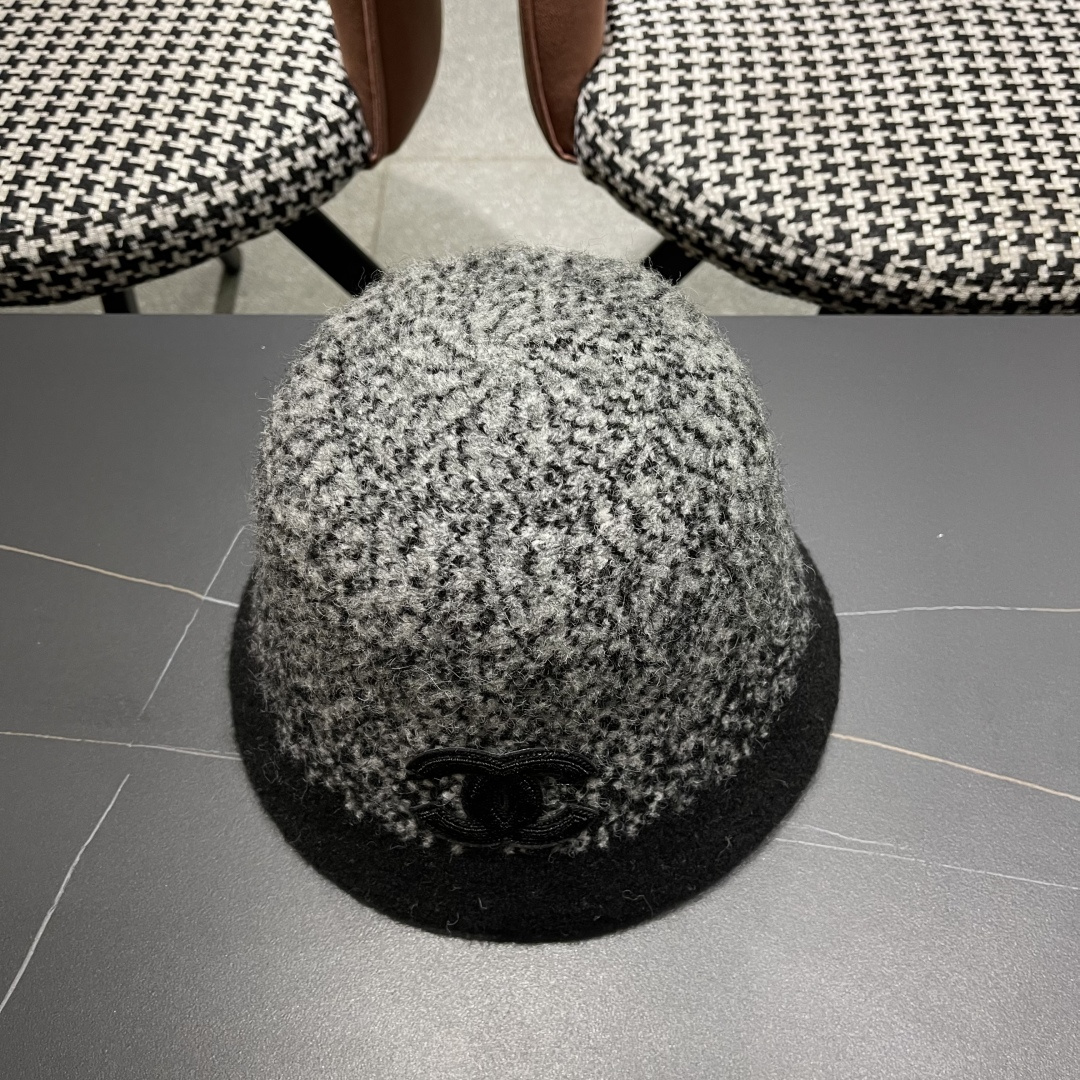  香奈儿 2025秋冬防寒保暖护耳渔夫帽子女素颜显脸小水桶帽毛绒帽