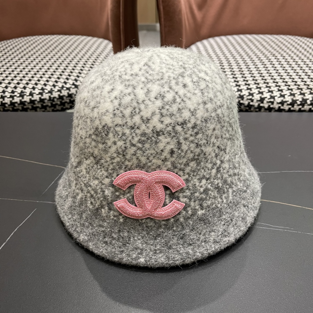  香奈儿 2025秋冬防寒保暖护耳渔夫帽子女素颜显脸小水桶帽毛绒帽