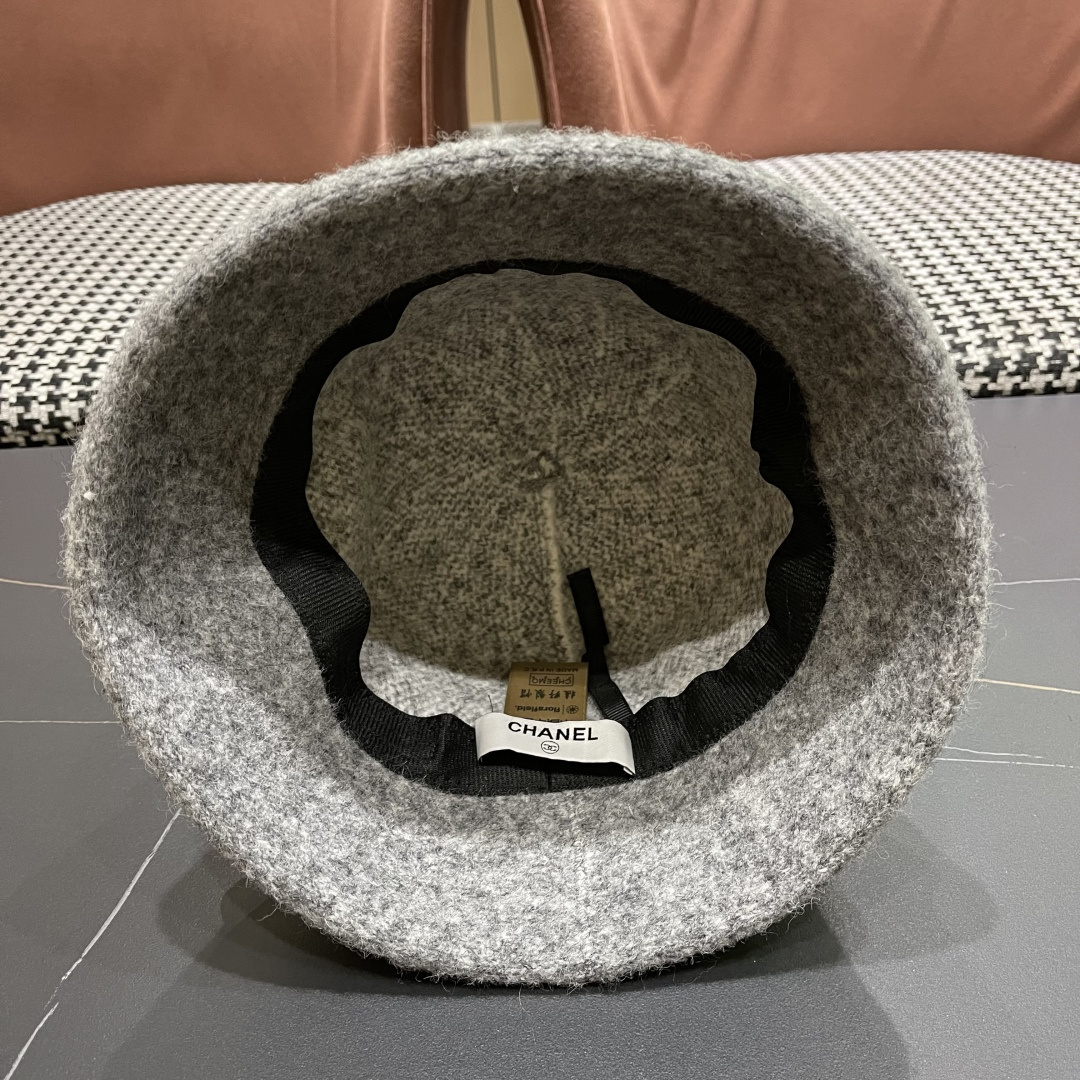  香奈儿 2025秋冬防寒保暖护耳渔夫帽子女素颜显脸小水桶帽毛绒帽