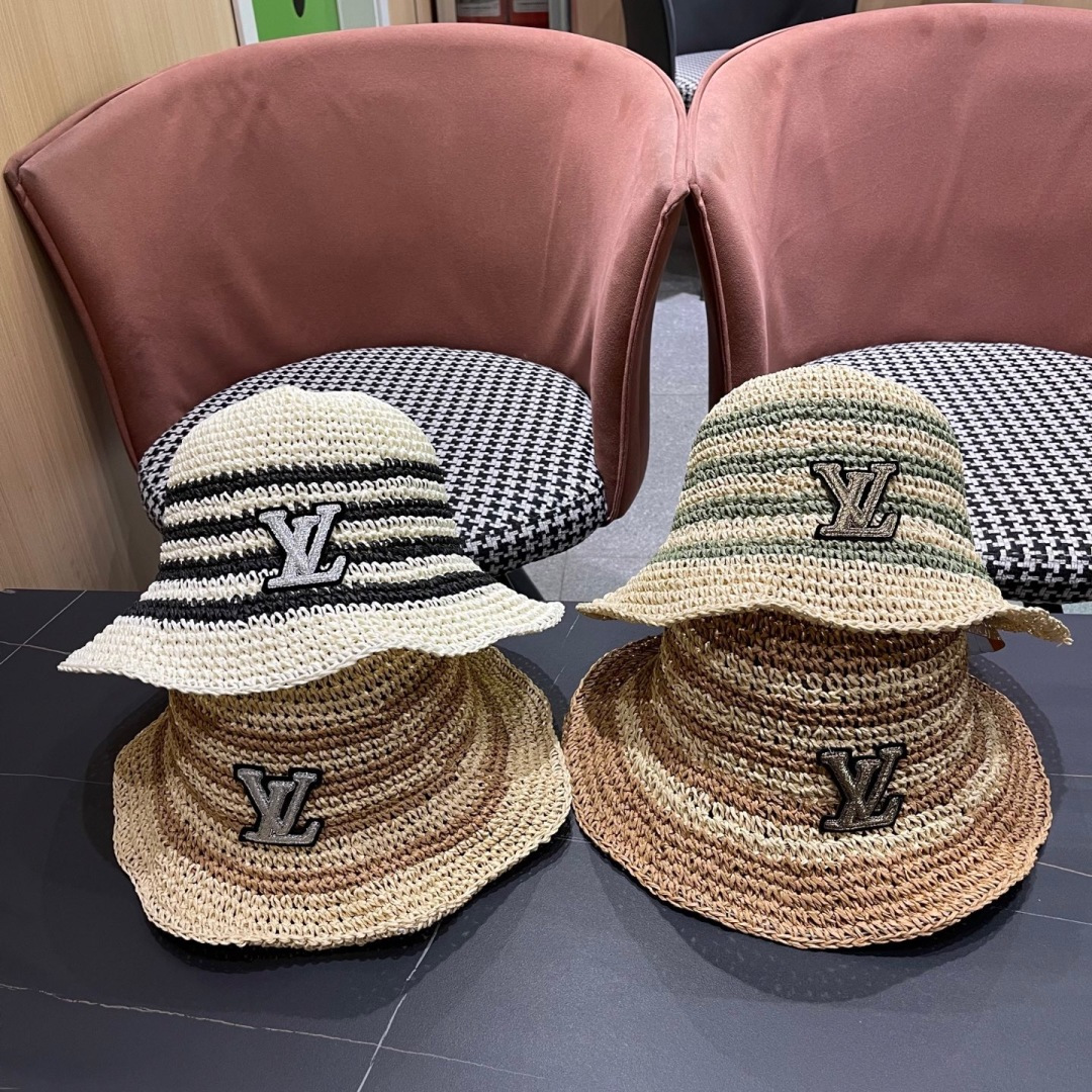  Lv路易威登夏季透气品脸小水桶帽手工彩线草编渔夫帽女大帽
檐防晒海边草帽子