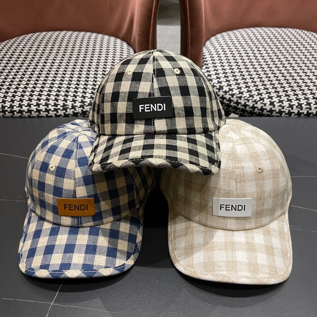  Fendi（芬迪）2025帽子女春夏百搭波点鸭舌帽潮流格子条纹棒球帽