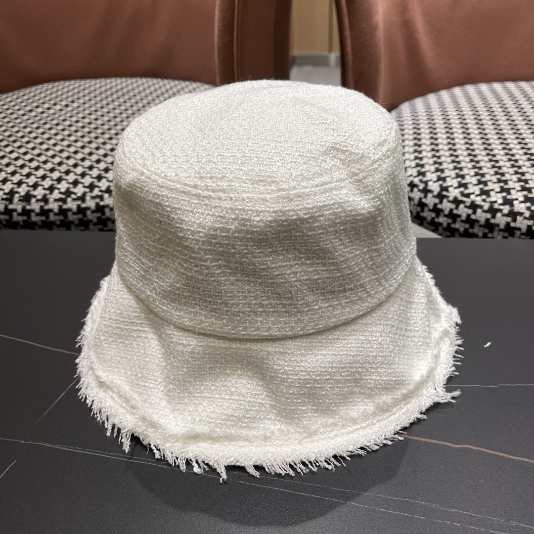 普拉达Prada早秋渔夫帽 显脸小防晒遮阳盆帽显脸小百搭文艺