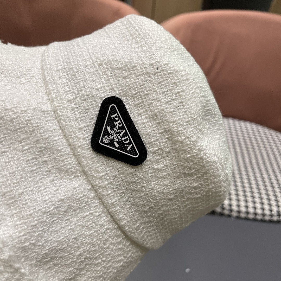 普拉达Prada早秋渔夫帽 显脸小防晒遮阳盆帽显脸小百搭文艺