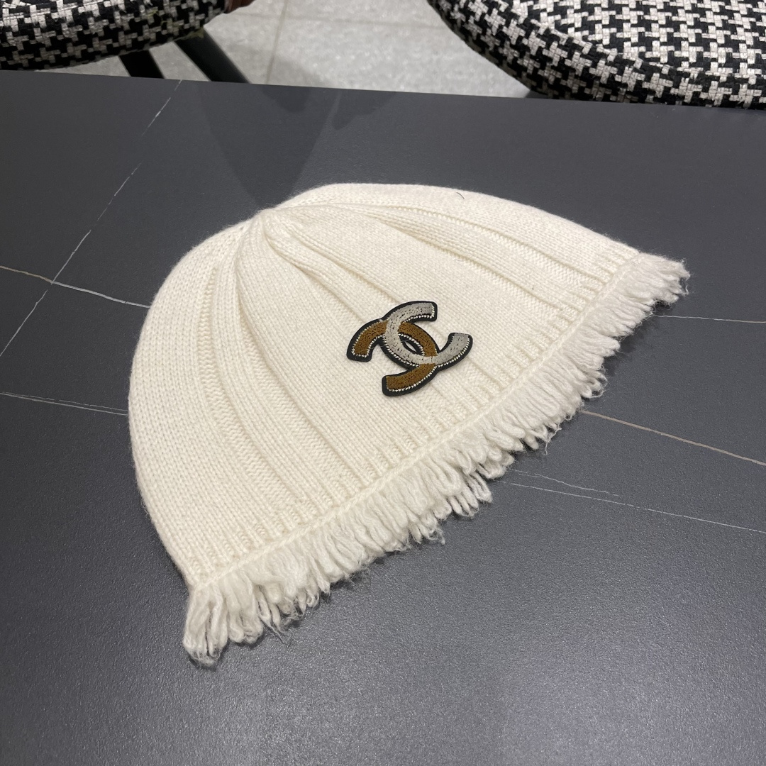  香奈儿，2025韩系毛边针织渔夫帽子女秋冬季甜美保暖百搭显脸小毛线盆帽潮