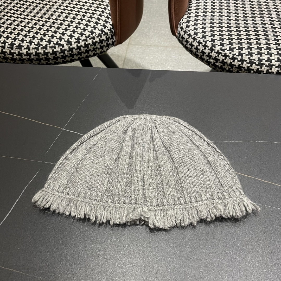  香奈儿，2025韩系毛边针织渔夫帽子女秋冬季甜美保暖百搭显脸小毛线盆帽潮