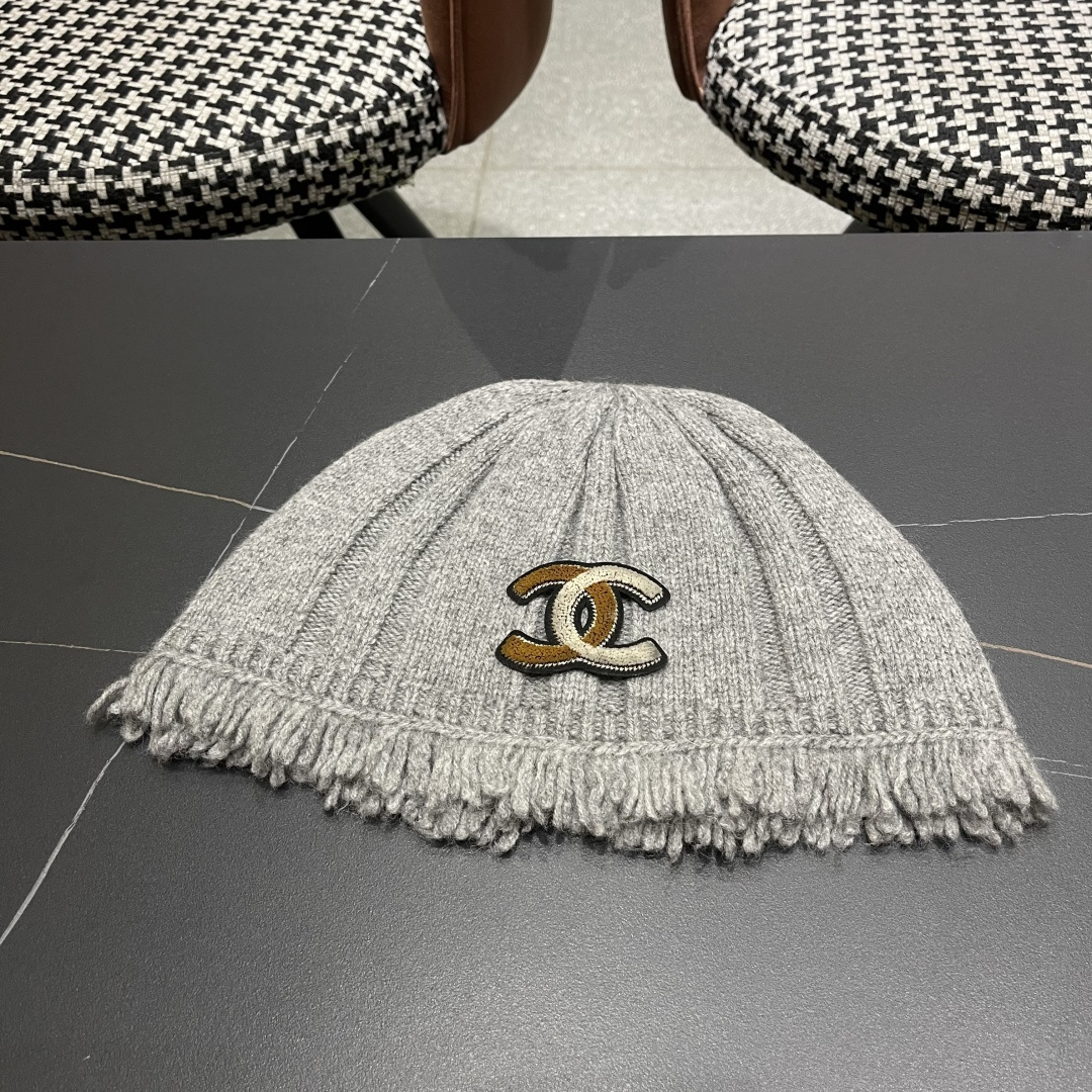  香奈儿，2025韩系毛边针织渔夫帽子女秋冬季甜美保暖百搭显脸小毛线盆帽潮