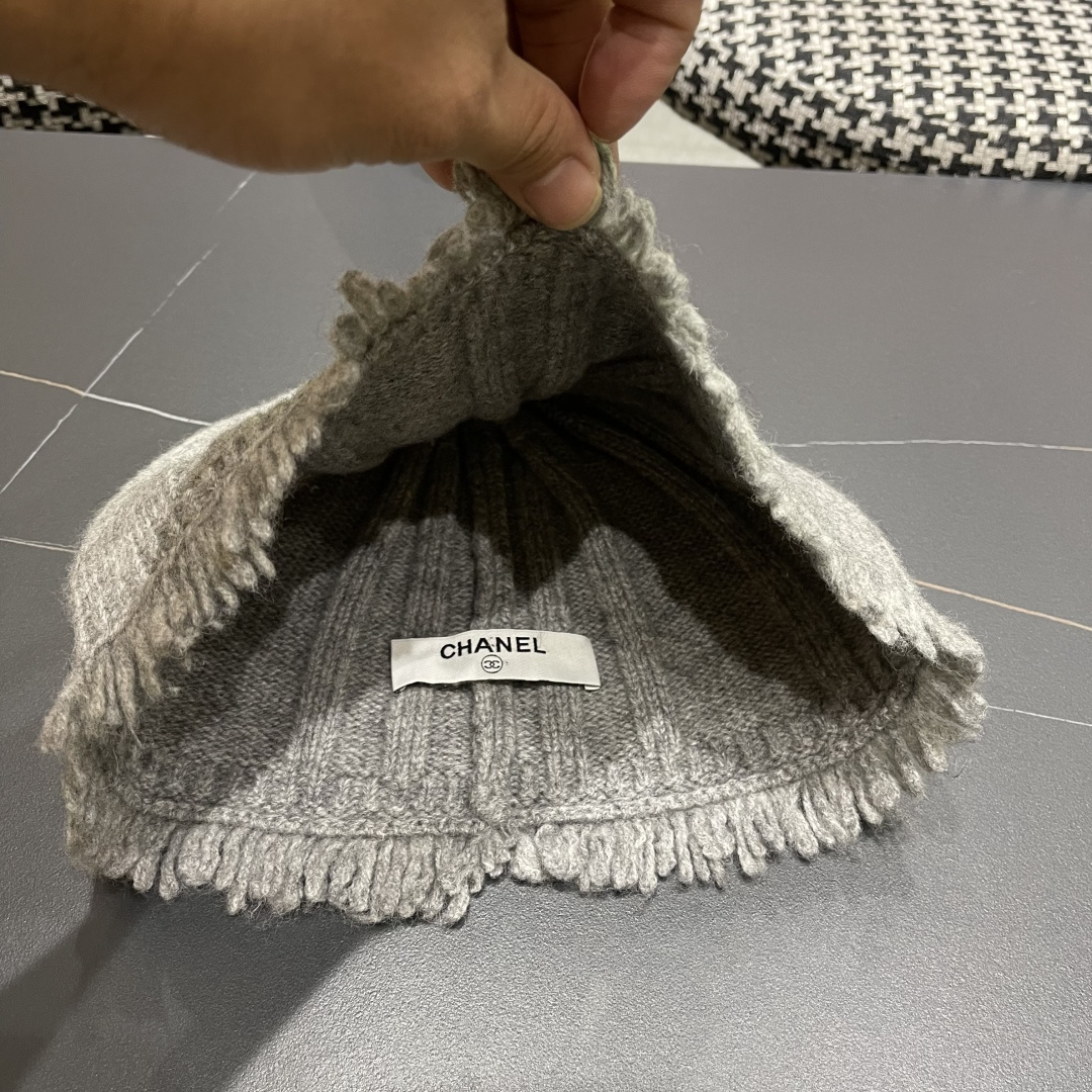  香奈儿，2025韩系毛边针织渔夫帽子女秋冬季甜美保暖百搭显脸小毛线盆帽潮