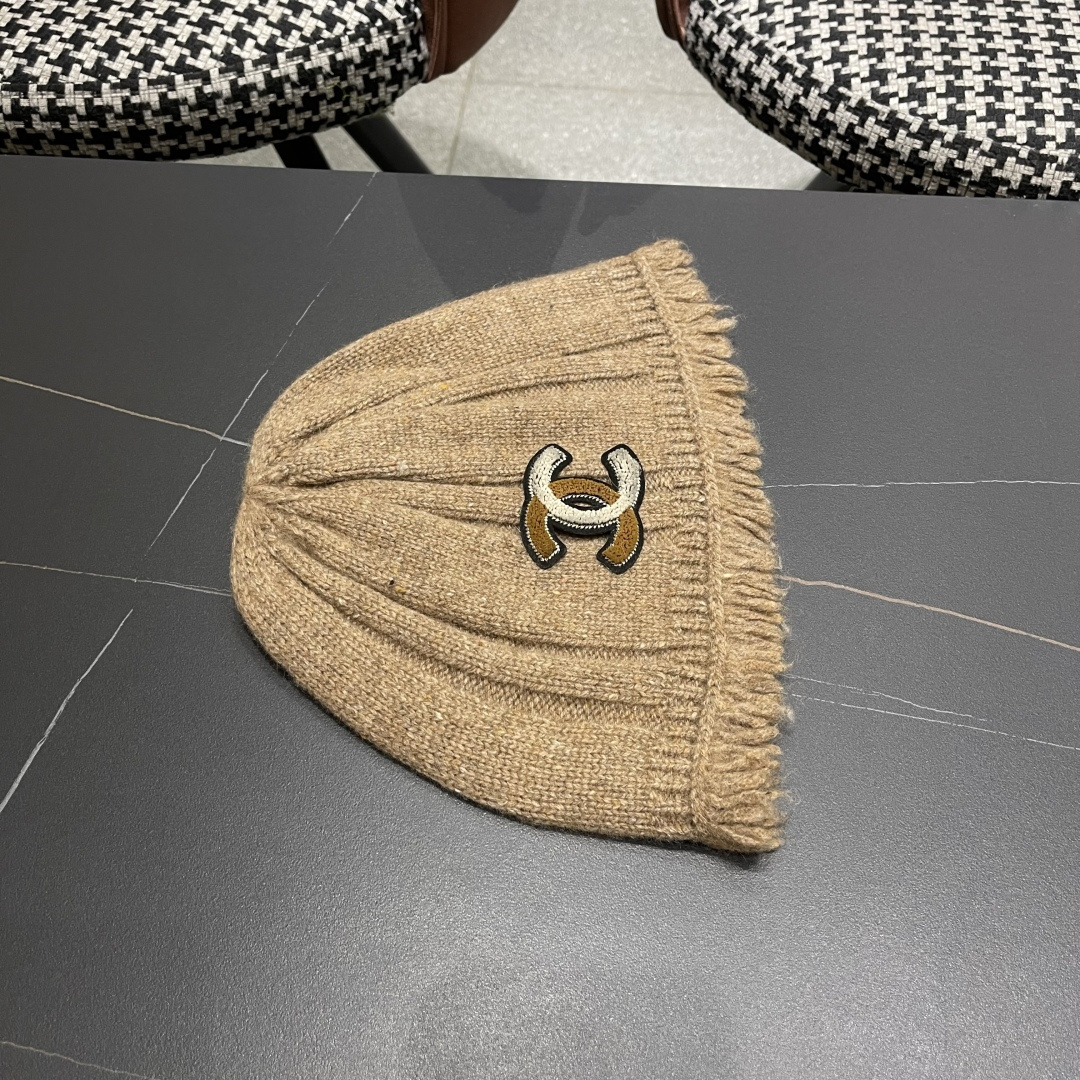  香奈儿，2025韩系毛边针织渔夫帽子女秋冬季甜美保暖百搭显脸小毛线盆帽潮