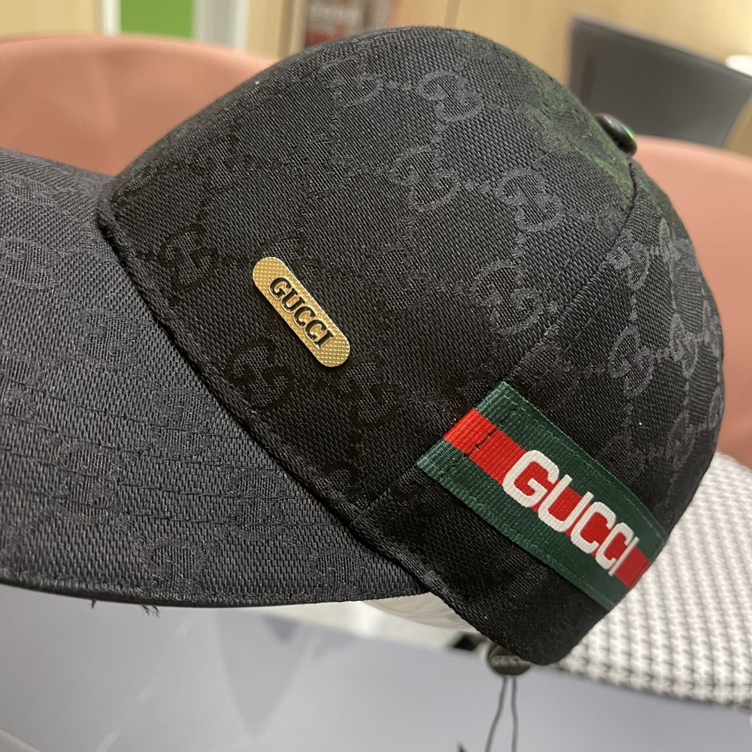 Gucci(古奇)新款原单棒球帽， 北面刺绣！专柜1:1，进口帆布+代购热门，男女可用百搭款，质量超赞！