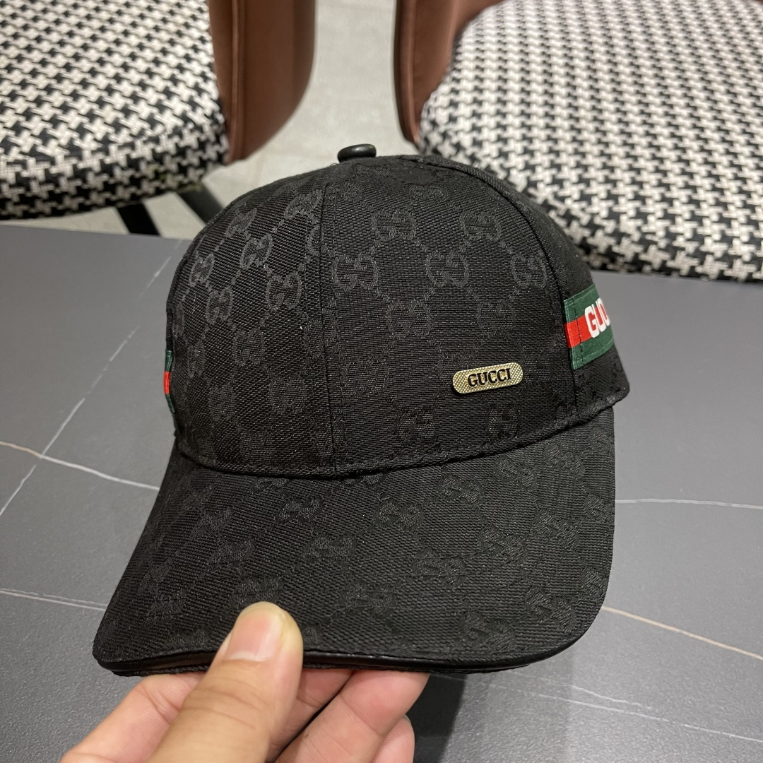 Gucci(古奇)新款原单棒球帽， 北面刺绣！专柜1:1，进口帆布+代购热门，男女可用百搭款，质量超赞！