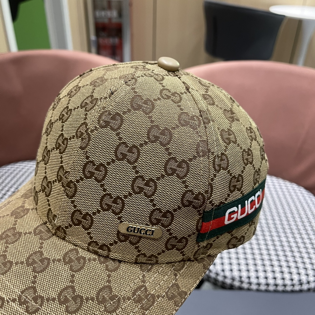 Gucci(古奇)新款原单棒球帽， 北面刺绣！专柜1:1，进口帆布+代购热门，男女可用百搭款，质量超赞！