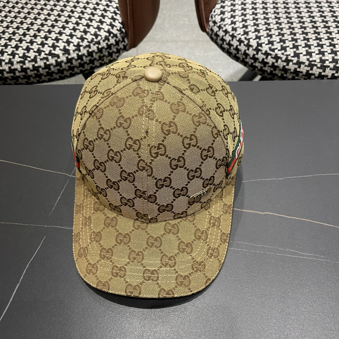 Gucci(古奇)新款原单棒球帽， 北面刺绣！专柜1:1，进口帆布+代购热门，男女可用百搭款，质量超赞！