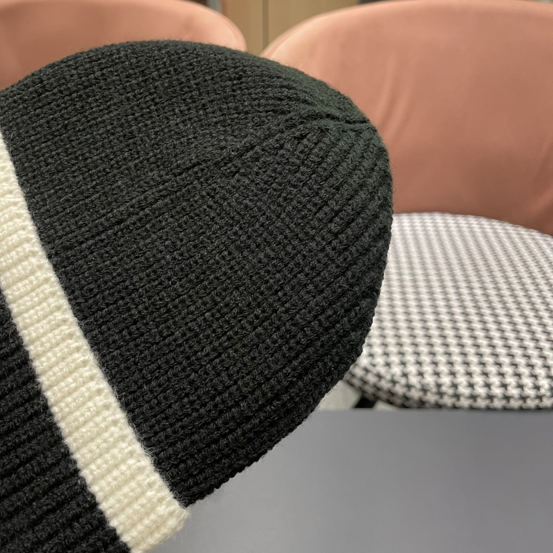 【MONCLER蒙口】2025秋冬新款拼色密织针织毛线帽，男女款大牌设计～秋冬穿搭必备