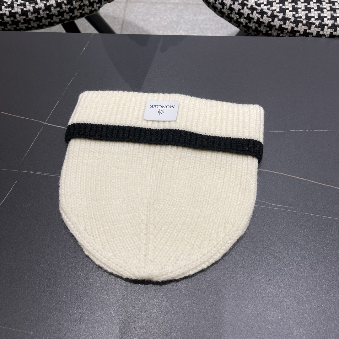 【MONCLER蒙口】2025秋冬新款拼色密织针织毛线帽，男女款大牌设计～秋冬穿搭必备