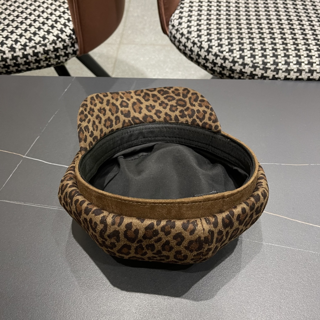 普拉达 2025年新款豹纹拼接八角帽子女春秋季出游百搭显脸小时尚鸭舌帽