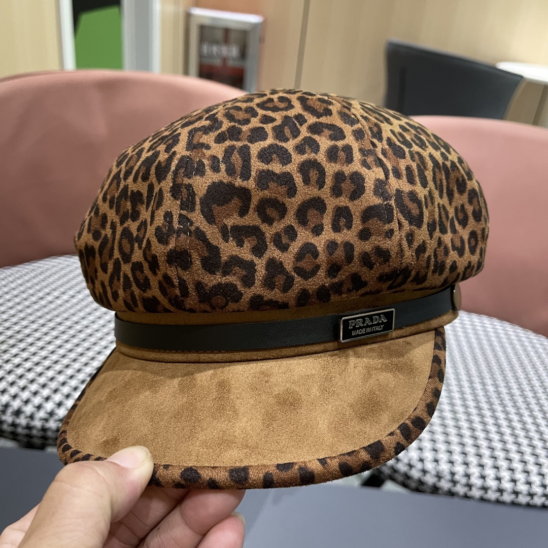 普拉达 2025年新款豹纹拼接八角帽子女春秋季出游百搭显脸小时尚鸭舌帽
